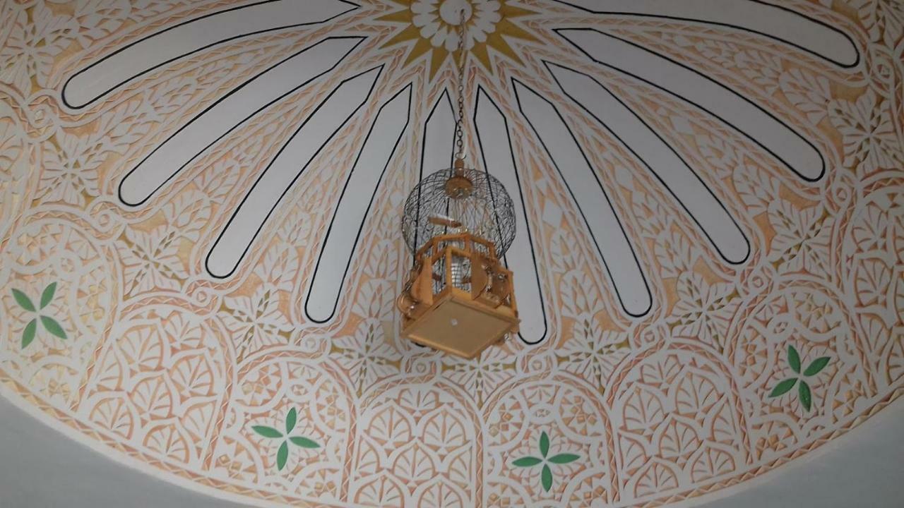 Dar Mamina Bed & Breakfast Sidi ash Shammakh Eksteriør bilde