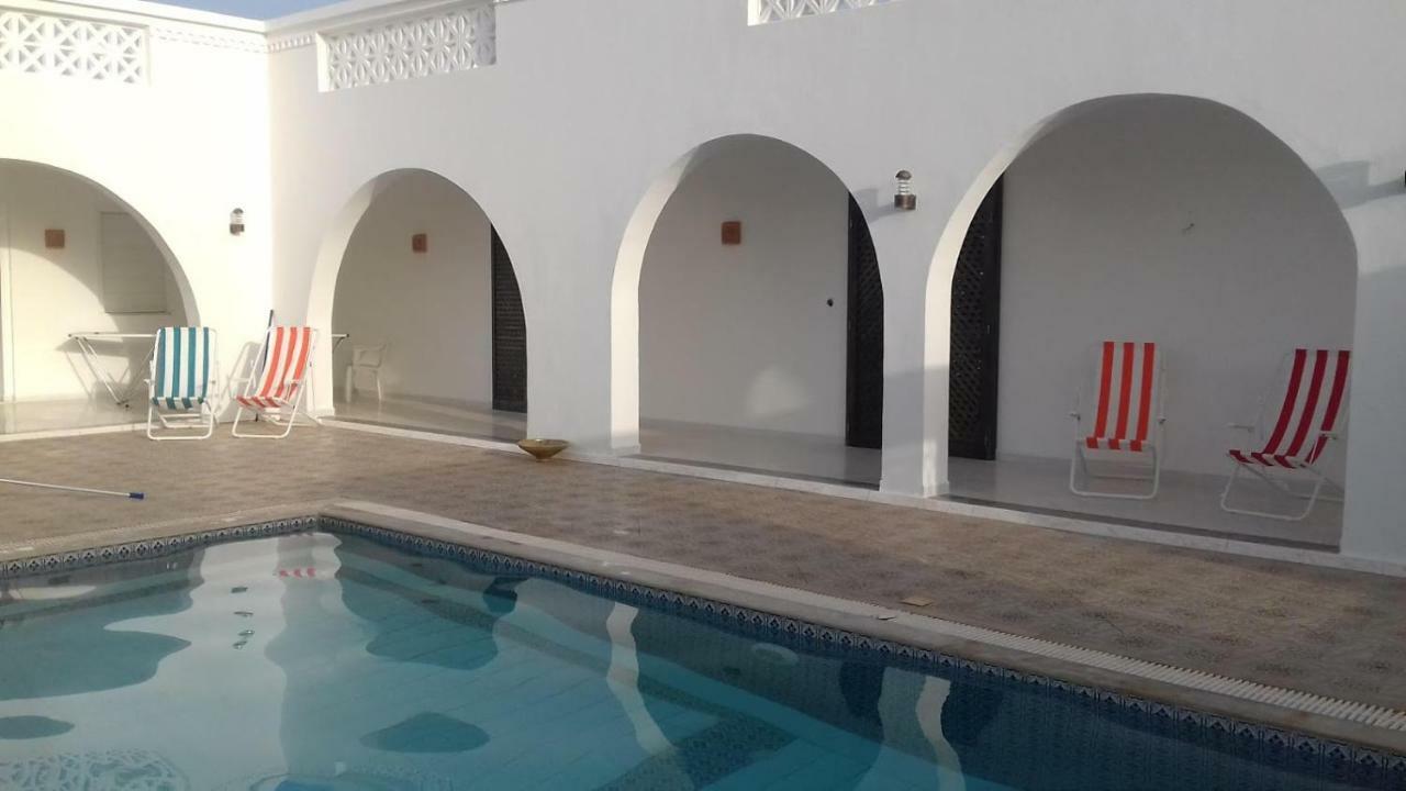 Dar Mamina Bed & Breakfast Sidi ash Shammakh Eksteriør bilde