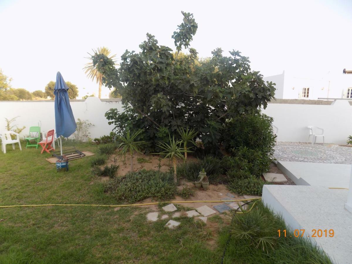 Dar Mamina Bed & Breakfast Sidi ash Shammakh Eksteriør bilde